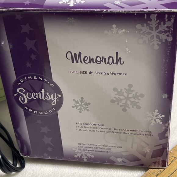 Scentsy Hanukkah Full Size Menorah Holiday Collection Warmer Blue Ceramic NIB - Picture 4 of 7